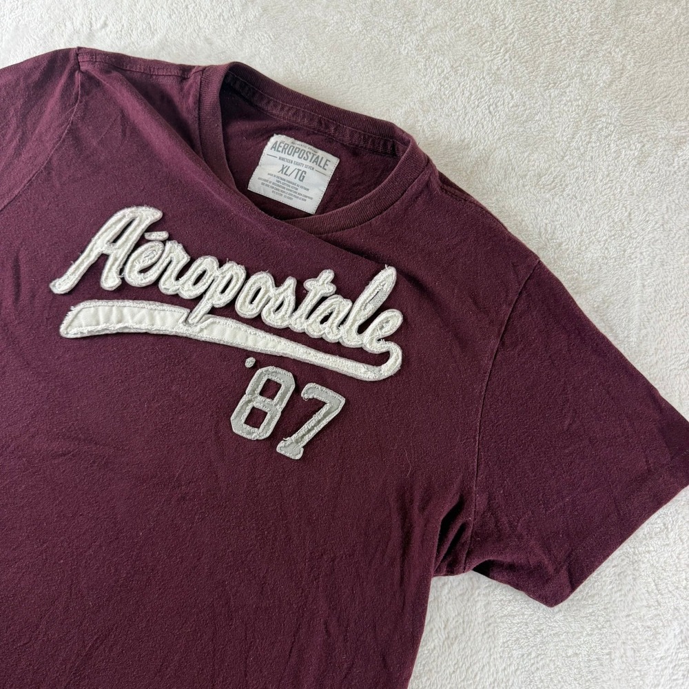Aeropostale T-Shirt Vintage Applique Logo Mens XL Burgundy Short Sleeve 90s